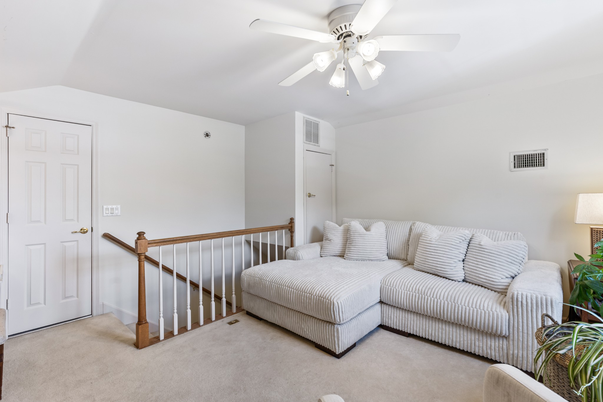 8090 Sunrise Circle Franklin, TN 37067 - Photo 42 of 57 a living room with furniture
