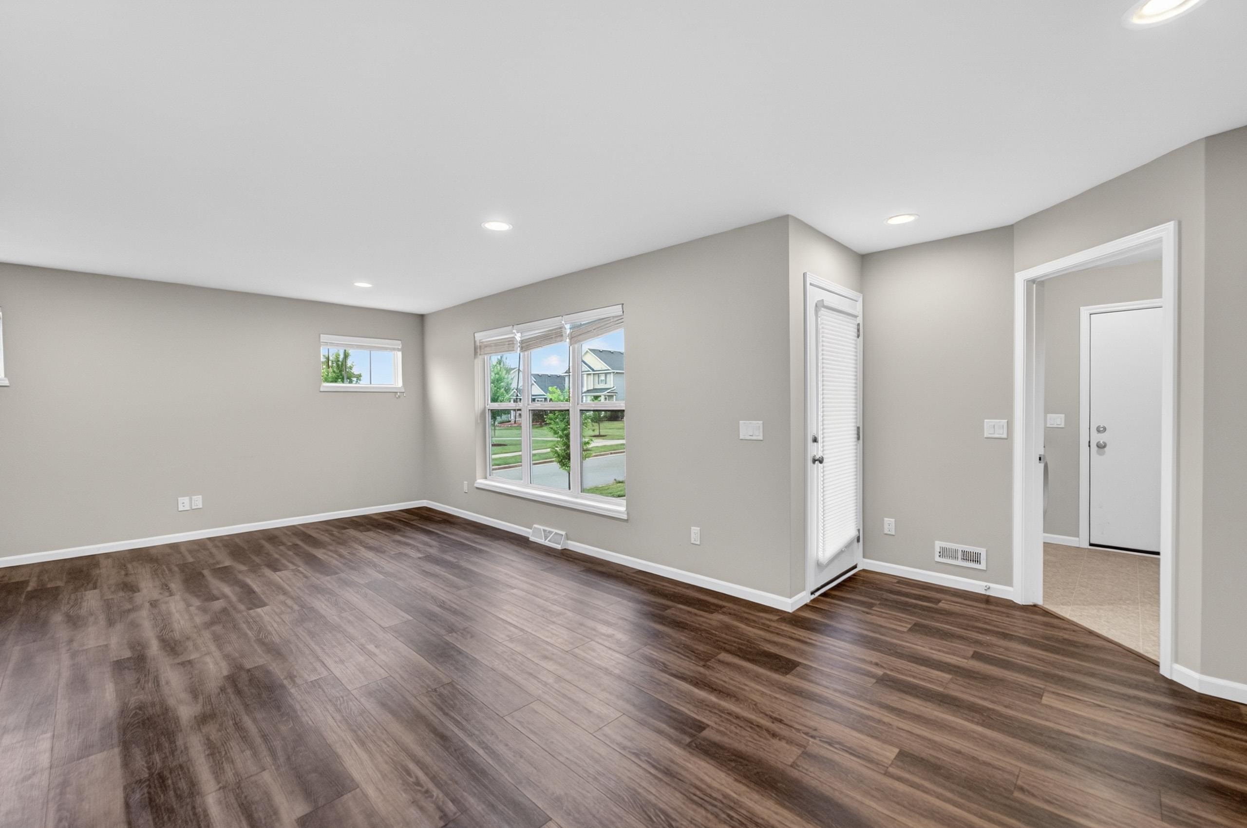 9338 Highland Gate Way Verona, WI 53593 - Photo 8 of 23