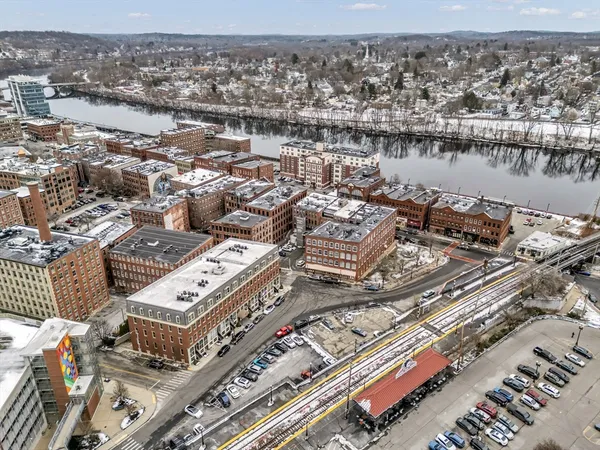 $285,000 | 80 Wingate Street, Unit 2F, Haverhill, MA 01832