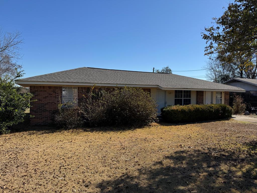 421 Iris Road Dothan, AL 36301 - Photo 1 of 24 Main View