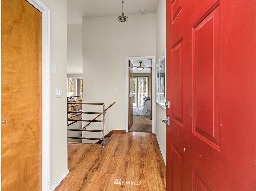 5122 South Garden Loop Road, Unit 13 Seattle, WA 98118 - Photo 2 of 18