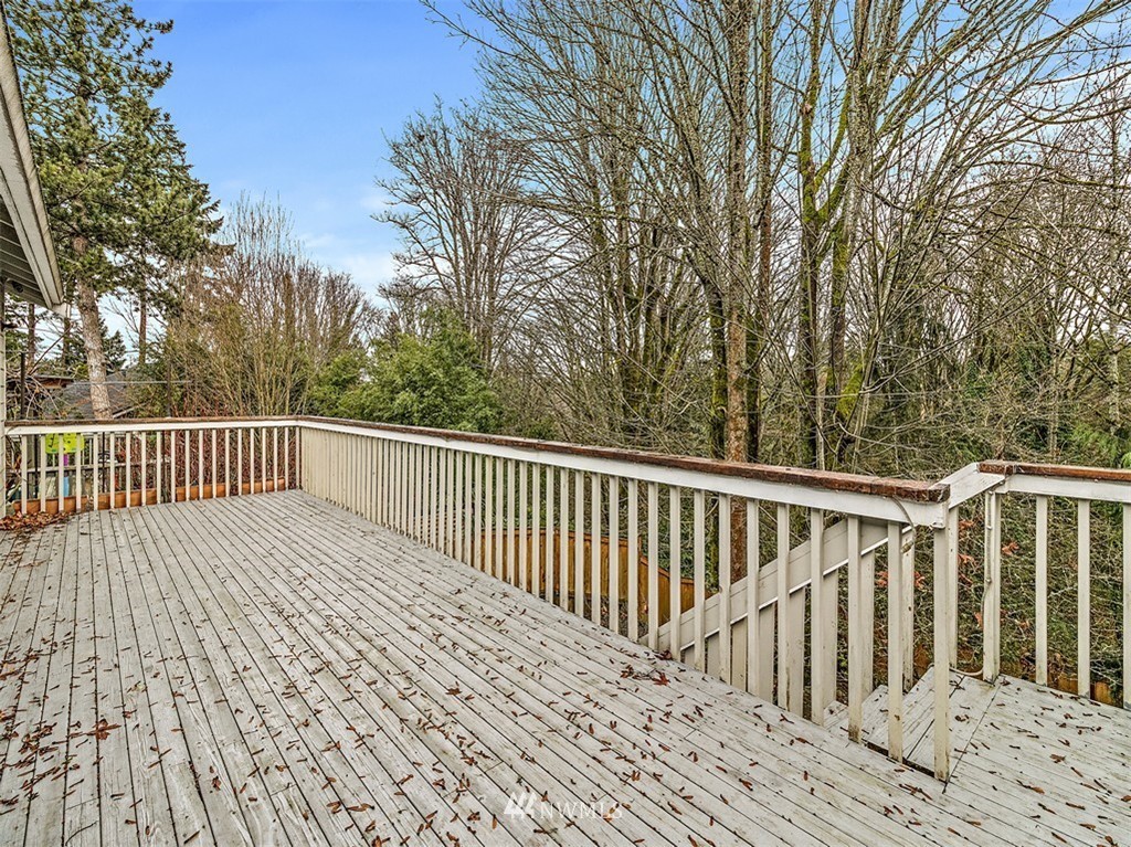 5122 South Garden Loop Road, Unit 13 Seattle, WA 98118 - Photo 17 of 18
