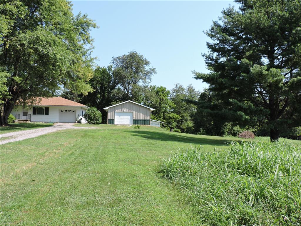 5445 Ava Road Murphysboro, IL 62966 - Photo 4 of 30