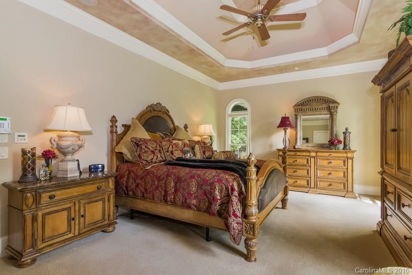 8243 Rolling Fields Road Charlotte, NC 28227 - Photo 12 of 24 Gallery Image 12