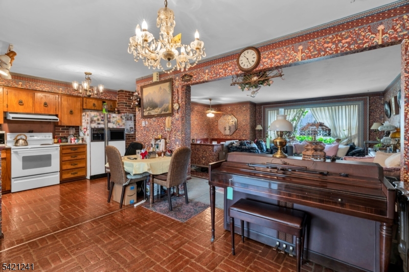 140 White Meadow Road Rockaway, NJ 07866 - Photo 7 of 34