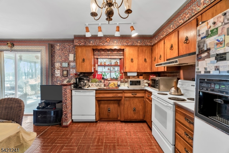 140 White Meadow Road Rockaway, NJ 07866 - Photo 10 of 34