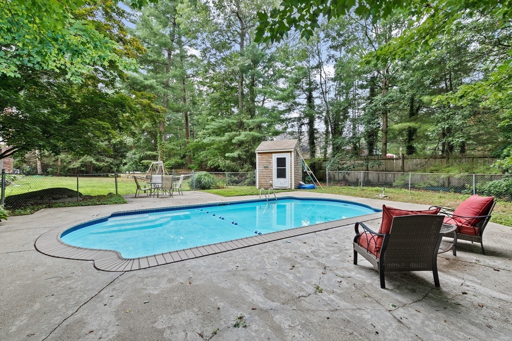 58 Barbara Road Hanson, MA 02341 - Photo 34 of 40