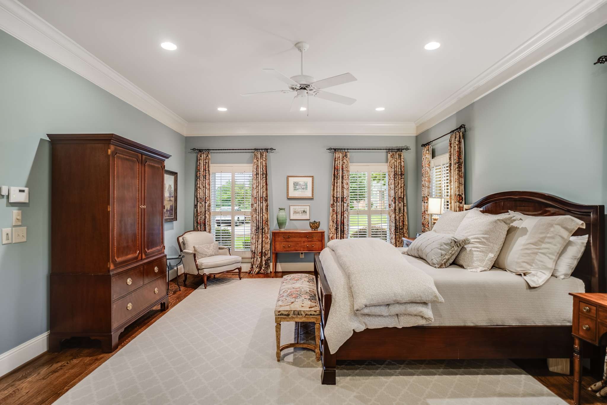 1539 Palmer Road Lebanon, TN 37090 - Photo 16 of 70 a bedroom with a bed couch and a large window