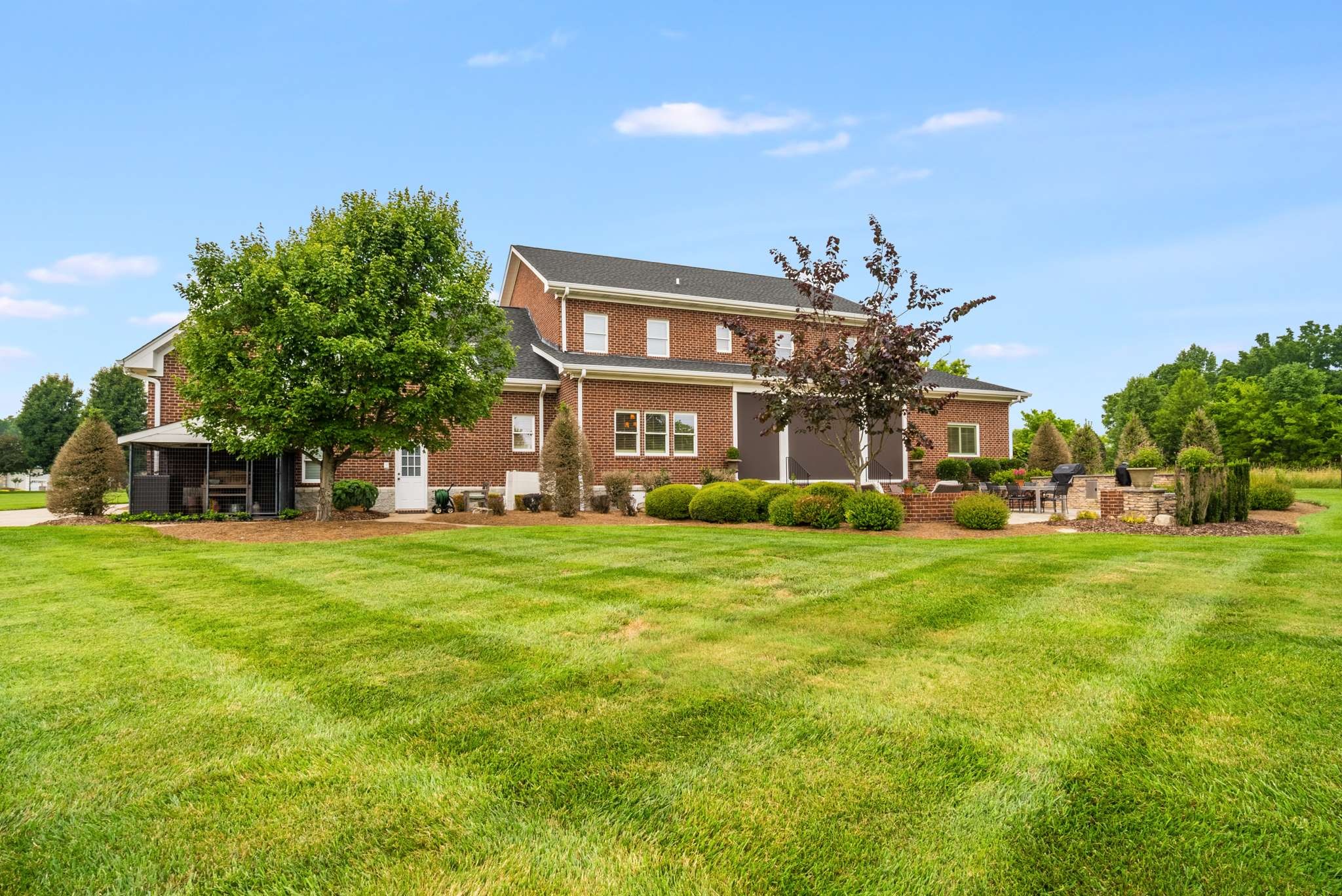 1539 Palmer Road Lebanon, TN 37090 - Photo 67 of 70 a front view of a house with a garden