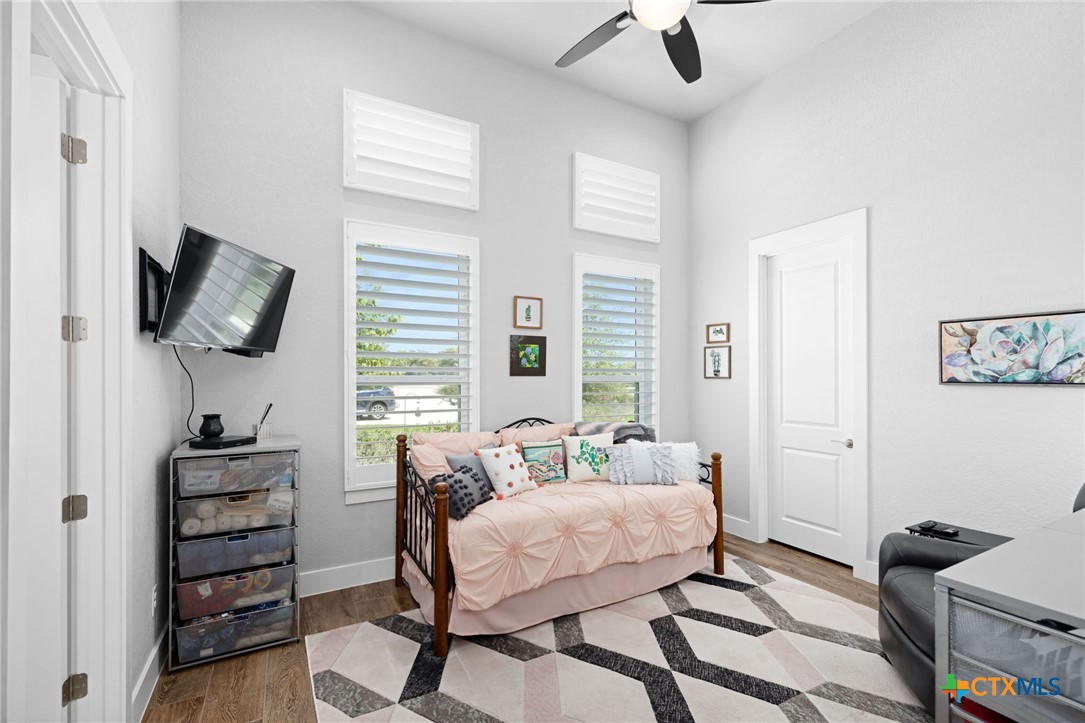 371 River Cliff Place Spring Branch, TX 78070 - Photo 32 of 38