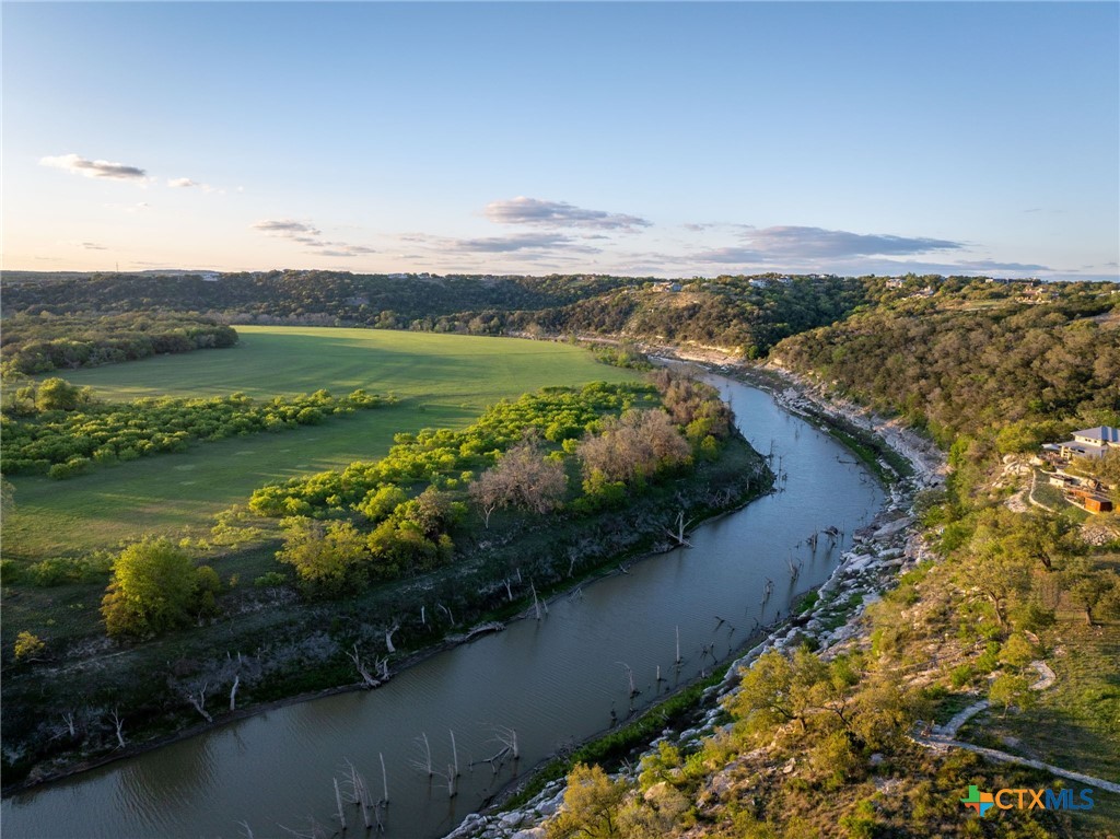 371 River Cliff Place Spring Branch, TX 78070 - Photo 9 of 38