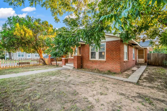 $105,000 | 2412 Avenue T, Lubbock, TX 79411