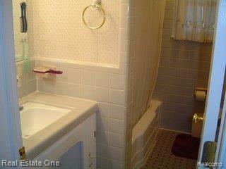 148 Ferndale Avenue Rochester, MI 48307 - Photo 9 of 21 DSC04263