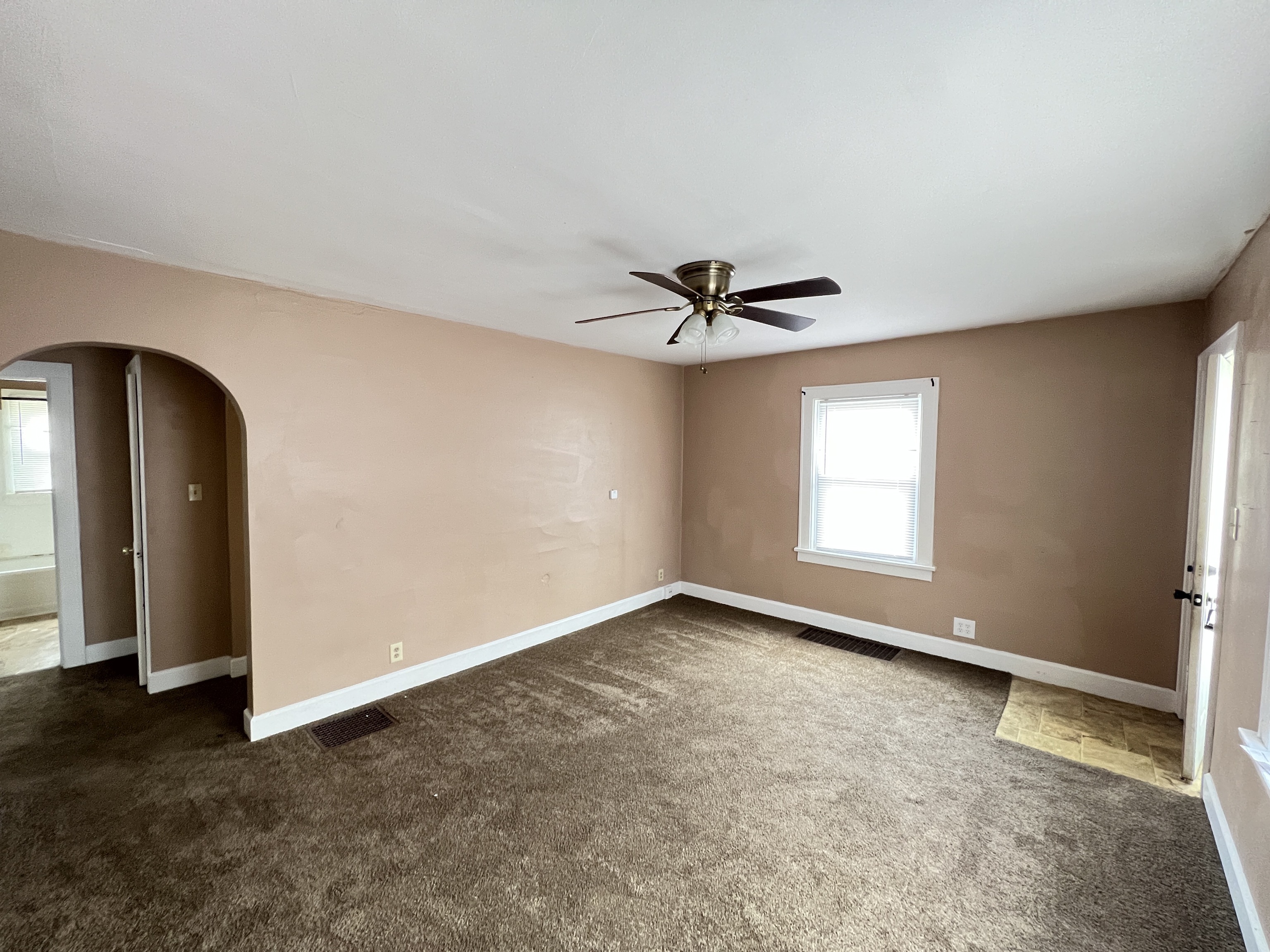 2721 George Street Anderson, IN 46016 - Photo 4 of 13