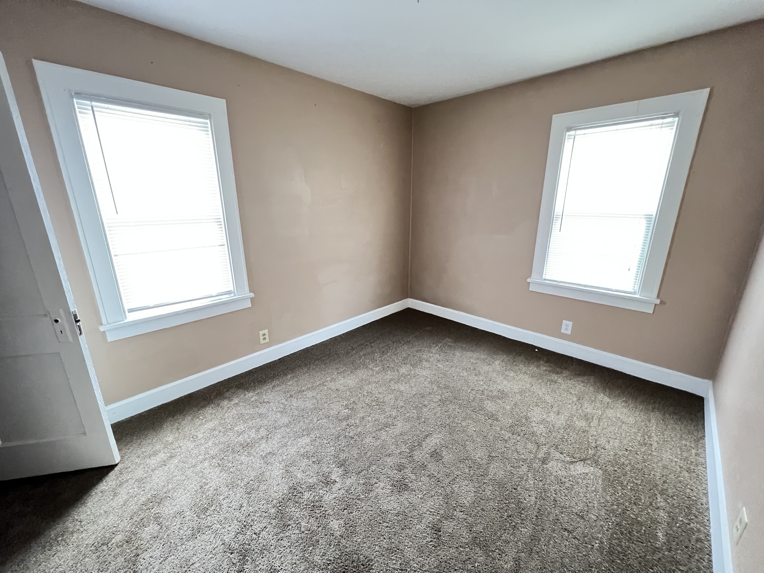 2721 George Street Anderson, IN 46016 - Photo 9 of 13