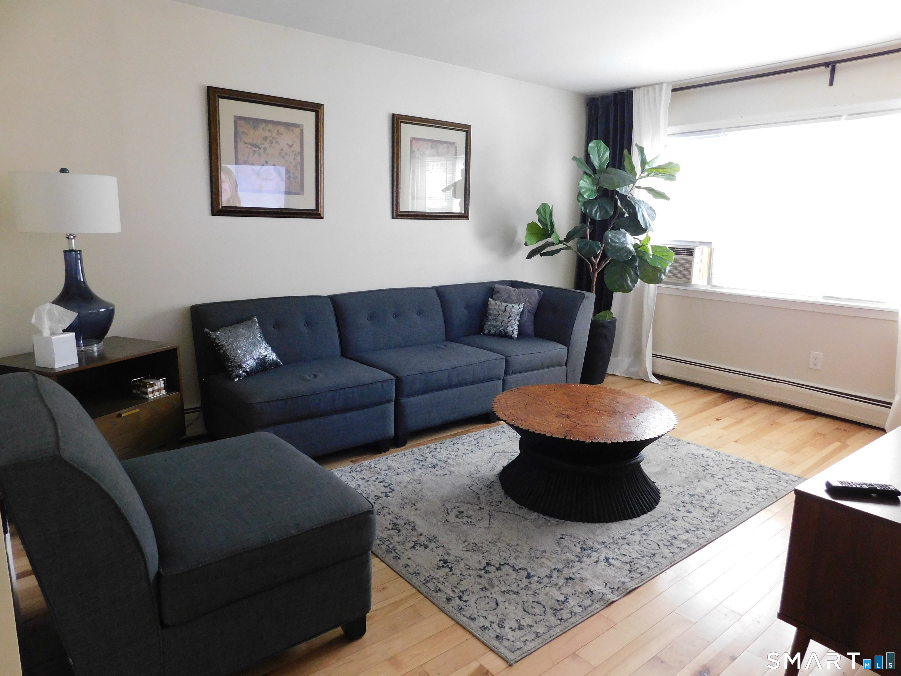 26 Dayton Road Bridgeport, CT 06606 - Photo 5 of 11