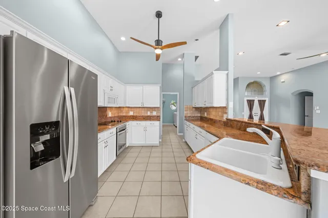 $3,700 | 908 Fostoria Drive, Melbourne, FL 32940