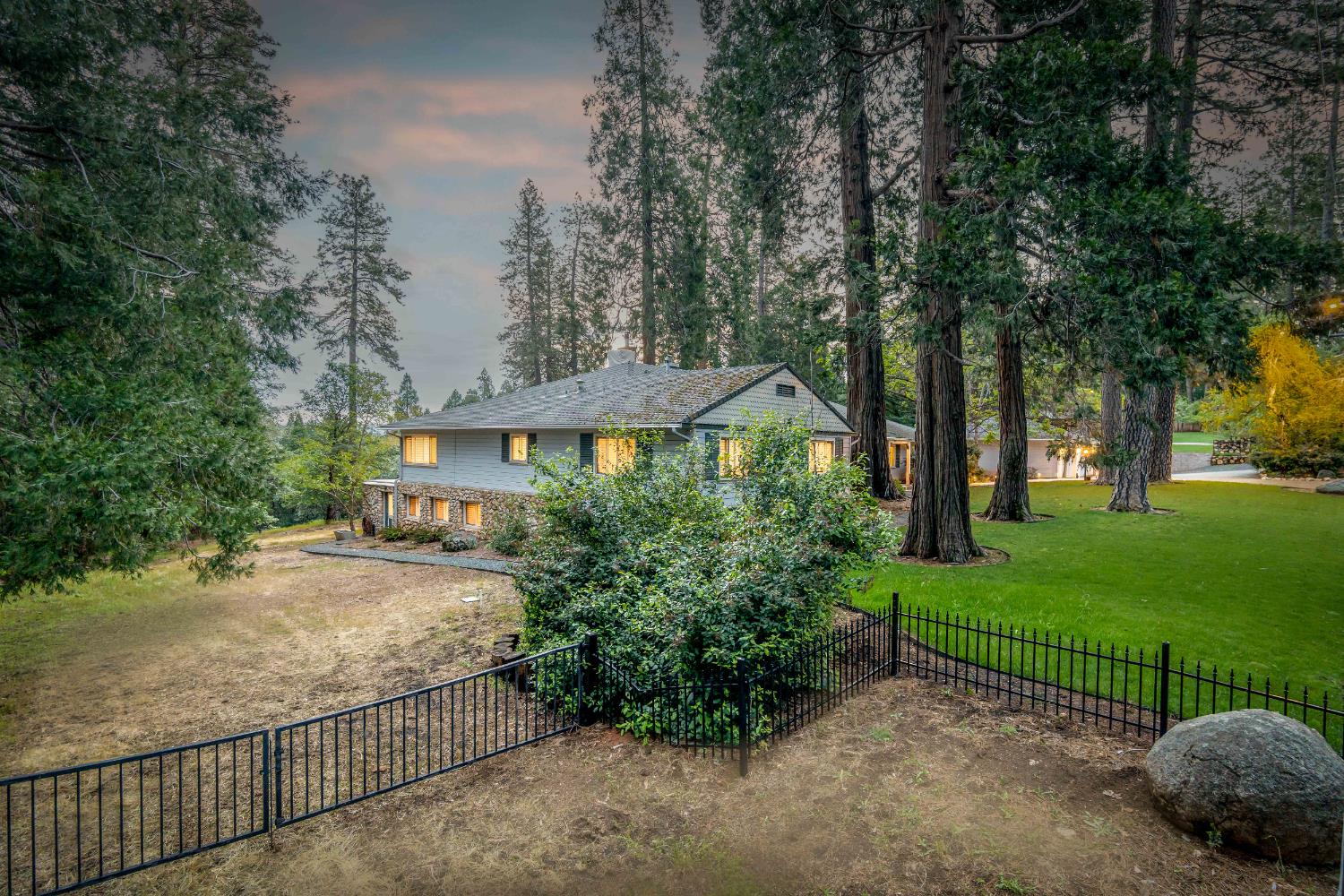 10340 Banner Lava Cap Road Nevada City, CA 95959 - Photo 12 of 98
