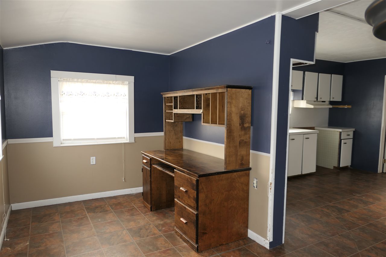 6627 North Rich Road Alma, MI 48801 - Photo 10 of 42 1883264-9.JPG
