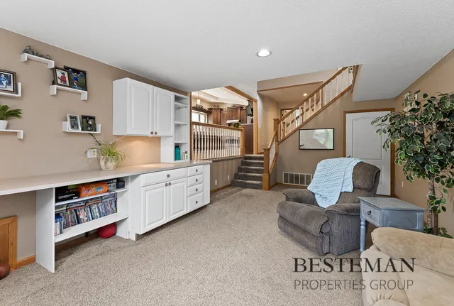 $449,900 | 7165 West 112th Street, Grant, MI 49327