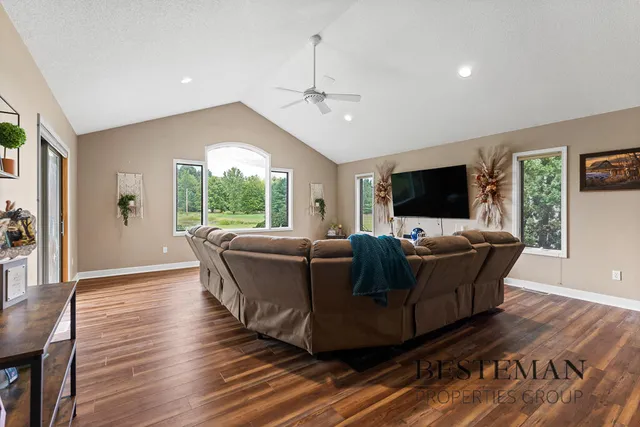 $449,900 | 7165 West 112th Street, Grant, MI 49327