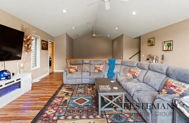 $449,900 | 7165 West 112th Street, Grant, MI 49327