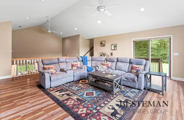 $449,900 | 7165 West 112th Street, Grant, MI 49327