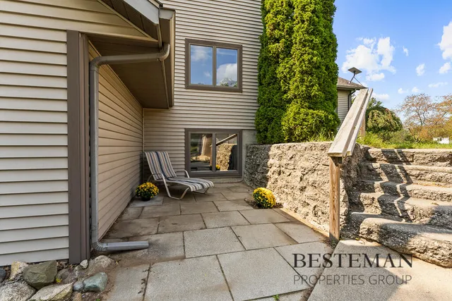 $449,900 | 7165 West 112th Street, Grant, MI 49327