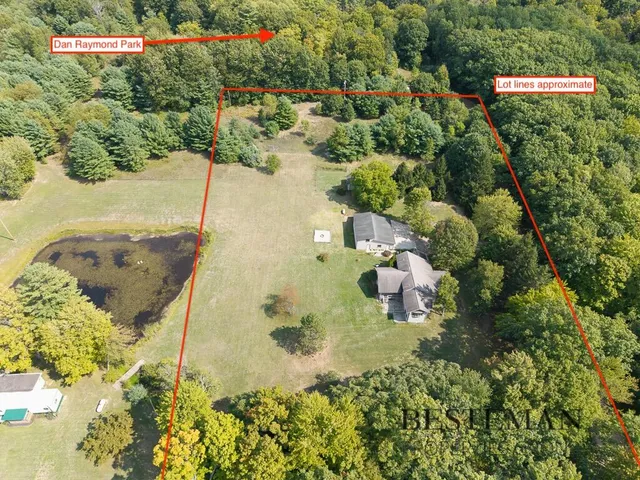 $449,900 | 7165 West 112th Street, Grant, MI 49327