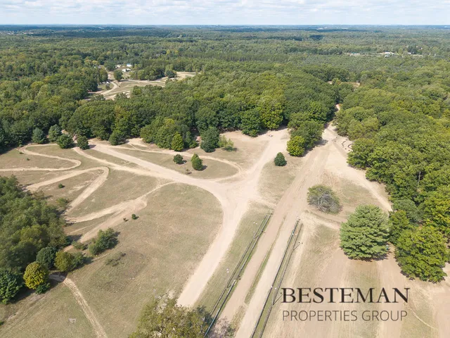 $449,900 | 7165 West 112th Street, Grant, MI 49327