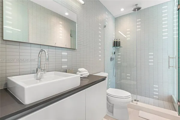 $90,000 | 440 South Hibiscus Drive, Miami Beach, FL 33139