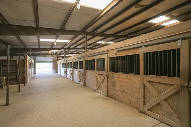 $11,000,000 | 6330 Cox Road, Arrington, TN 37014