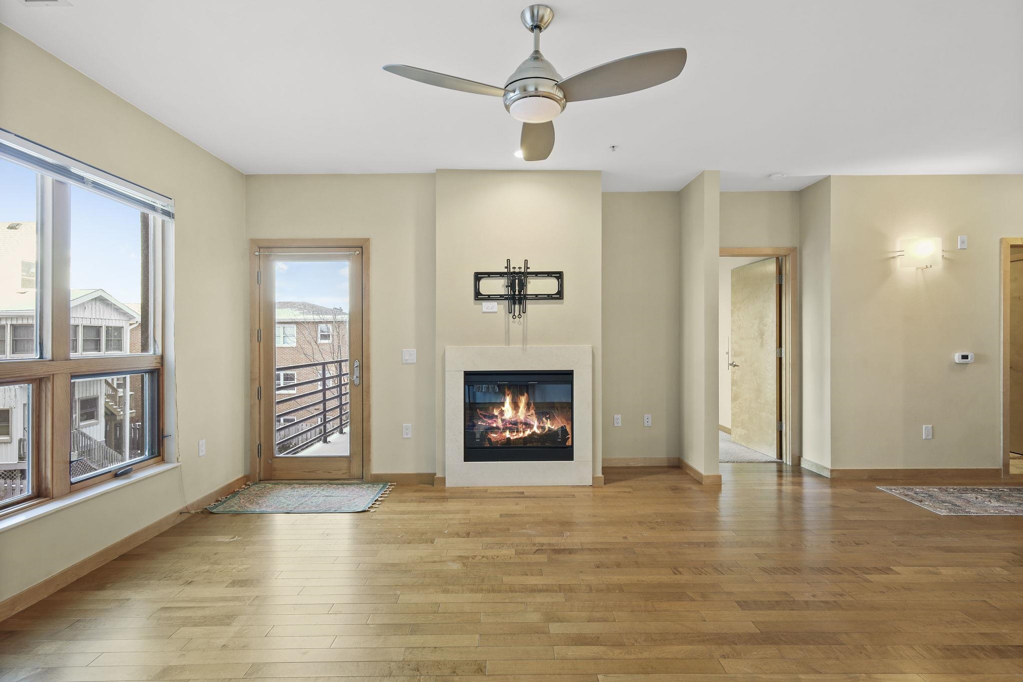 1835 Winnebago Street, Unit 207 Madison, WI 53704 - Photo 3 of 33