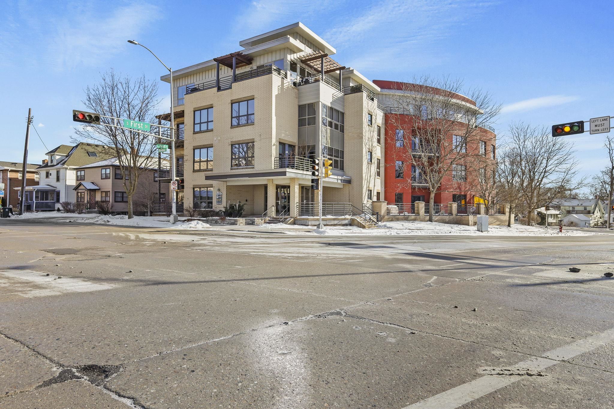 1835 Winnebago Street, Unit 207 Madison, WI 53704 - Photo 32 of 33