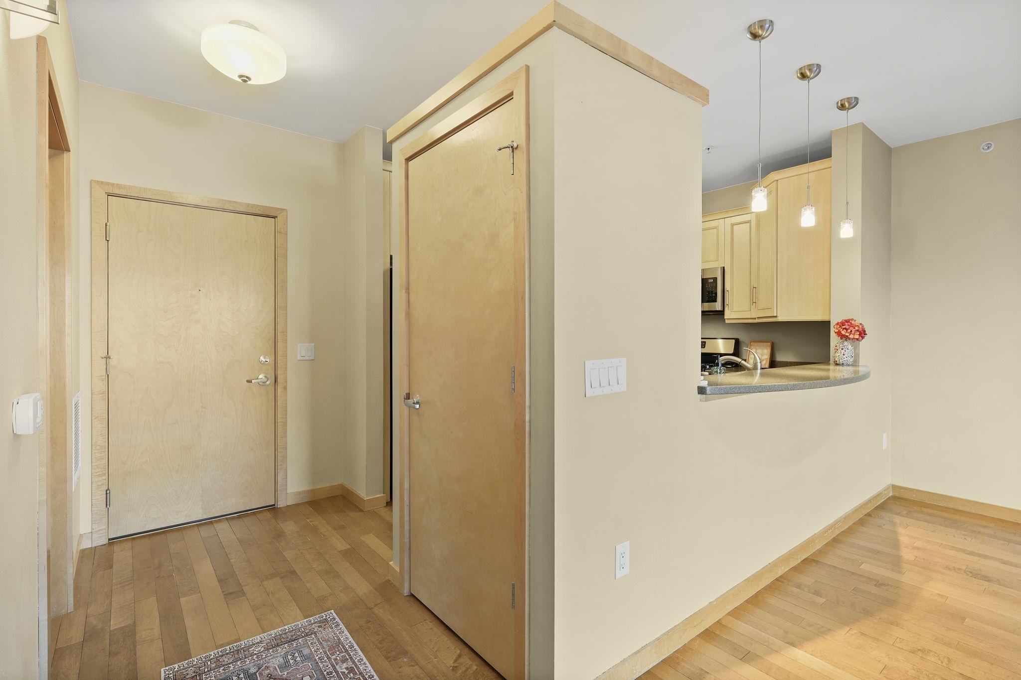 1835 Winnebago Street, Unit 207 Madison, WI 53704 - Photo 7 of 33