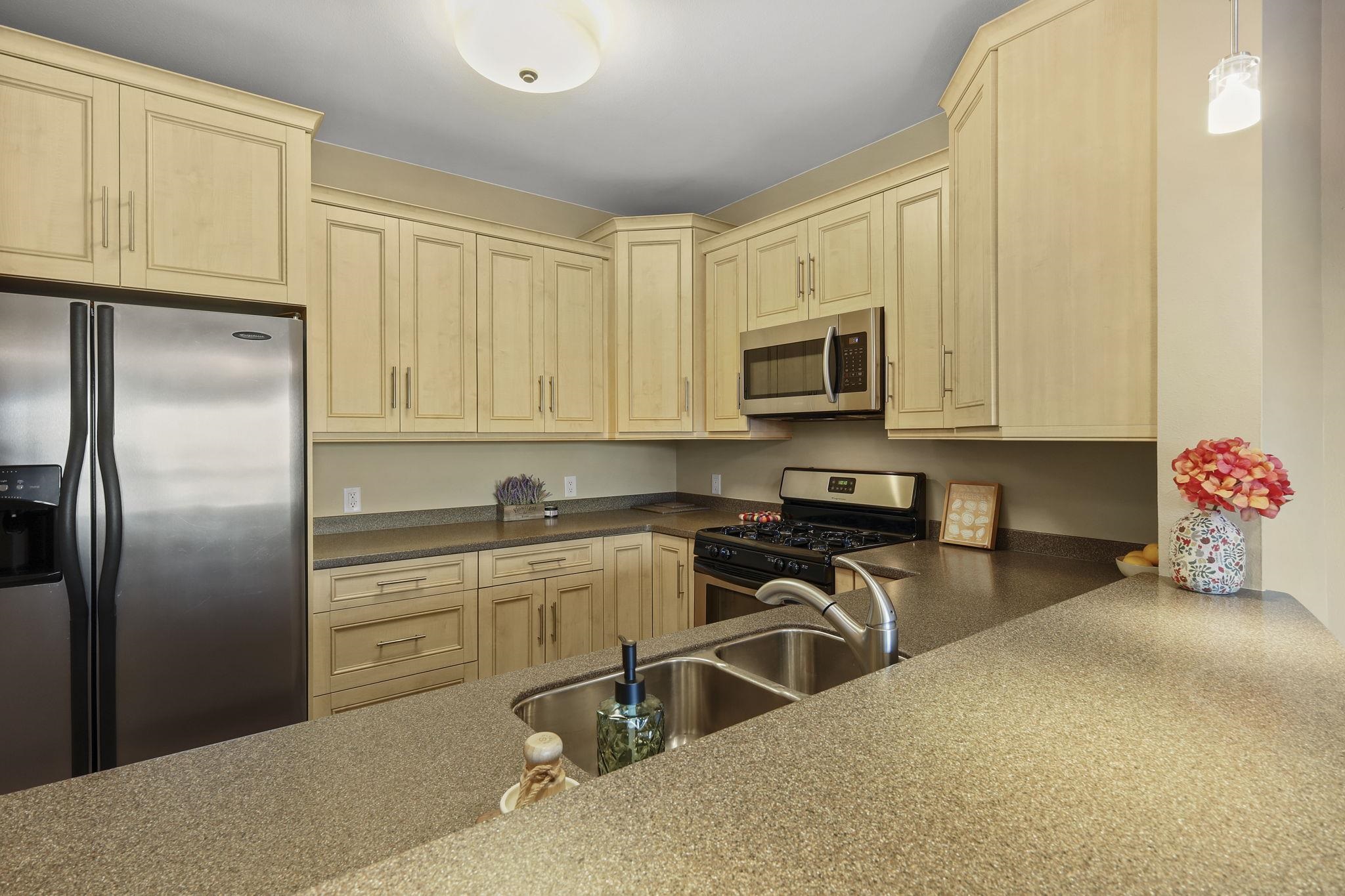 1835 Winnebago Street, Unit 207 Madison, WI 53704 - Photo 10 of 33