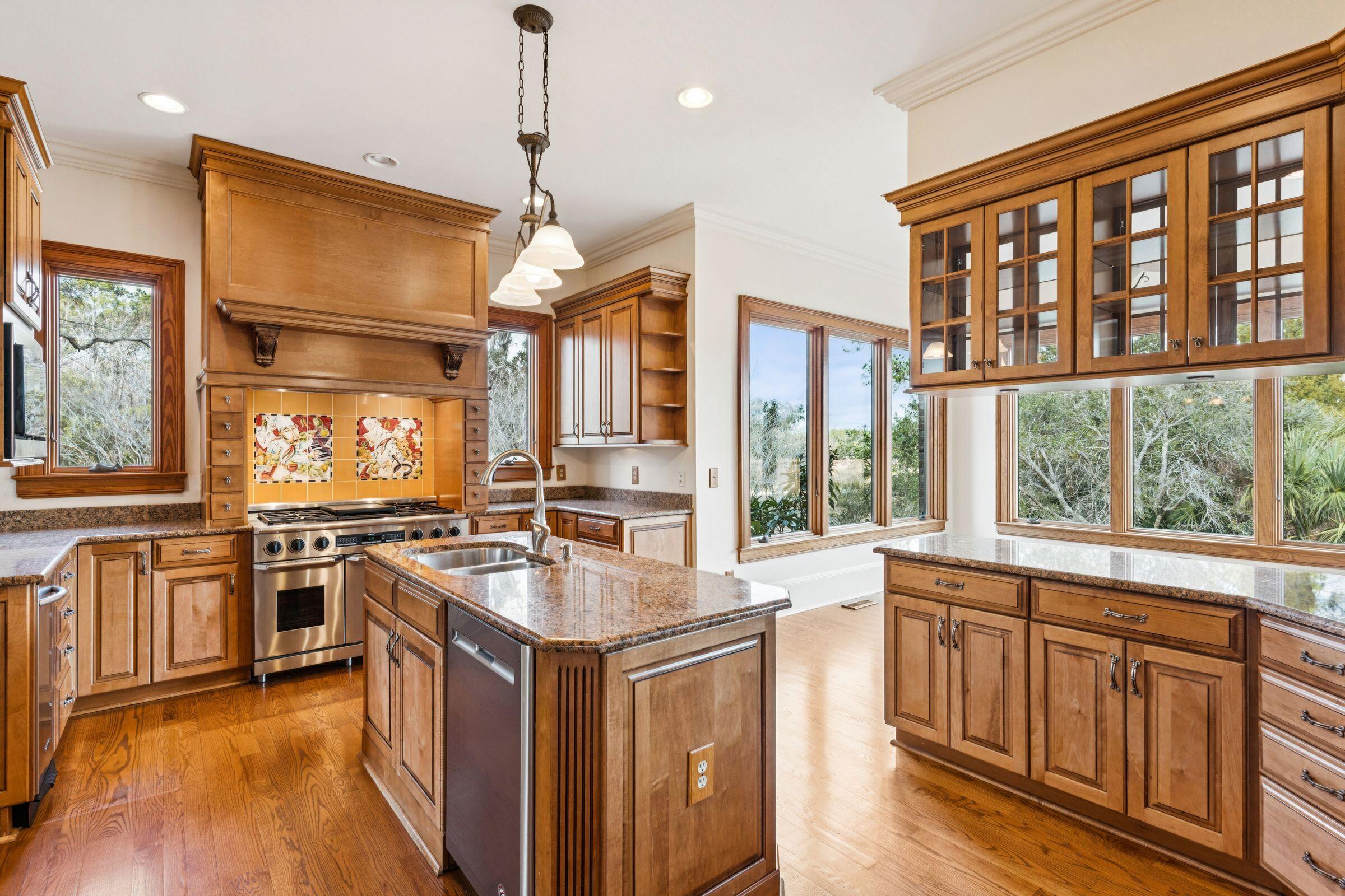 2834 Parkers Landing Road Mount Pleasant, SC 29466 - Photo 22 of 99 22