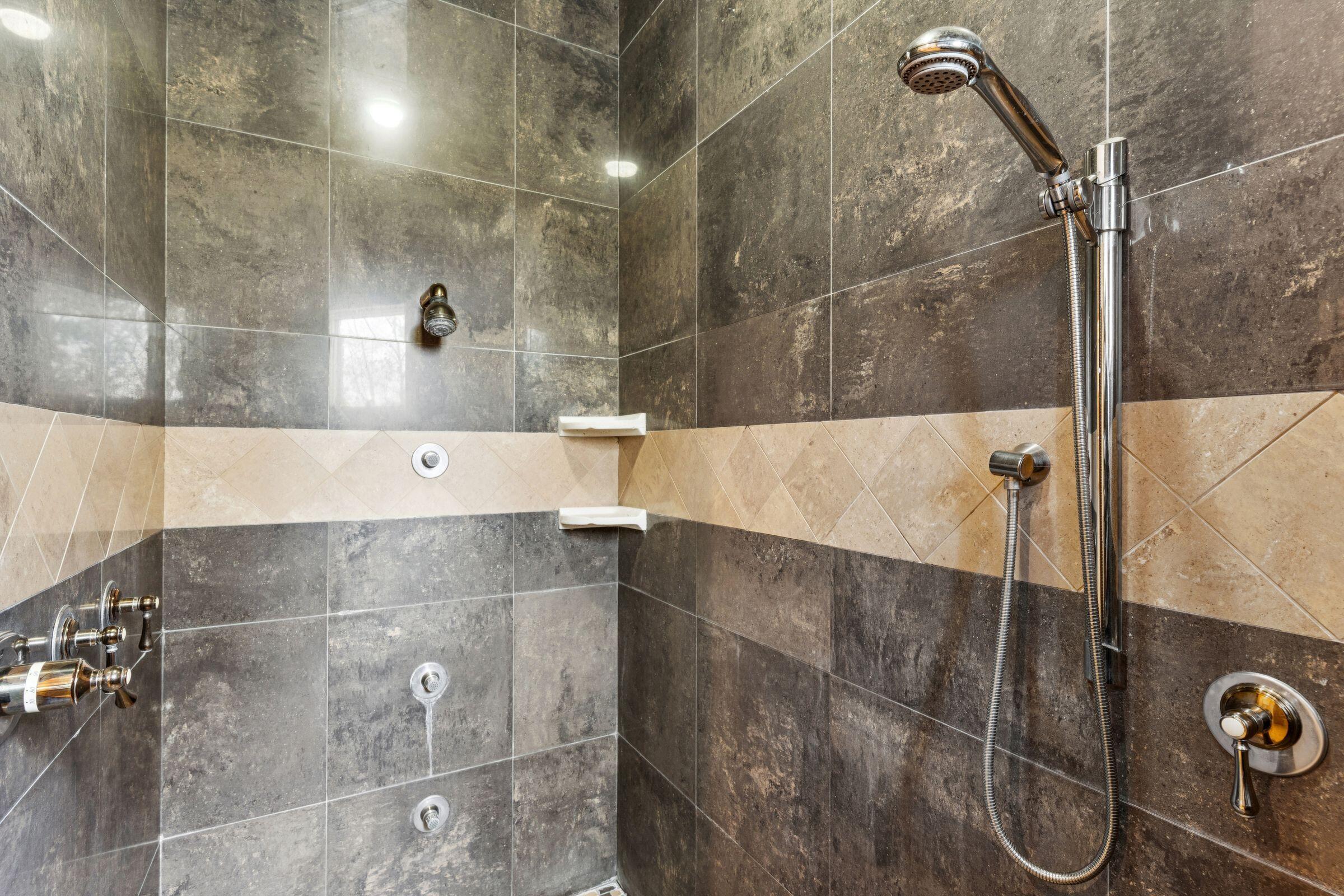 2834 Parkers Landing Road Mount Pleasant, SC 29466 - Photo 34 of 99 34