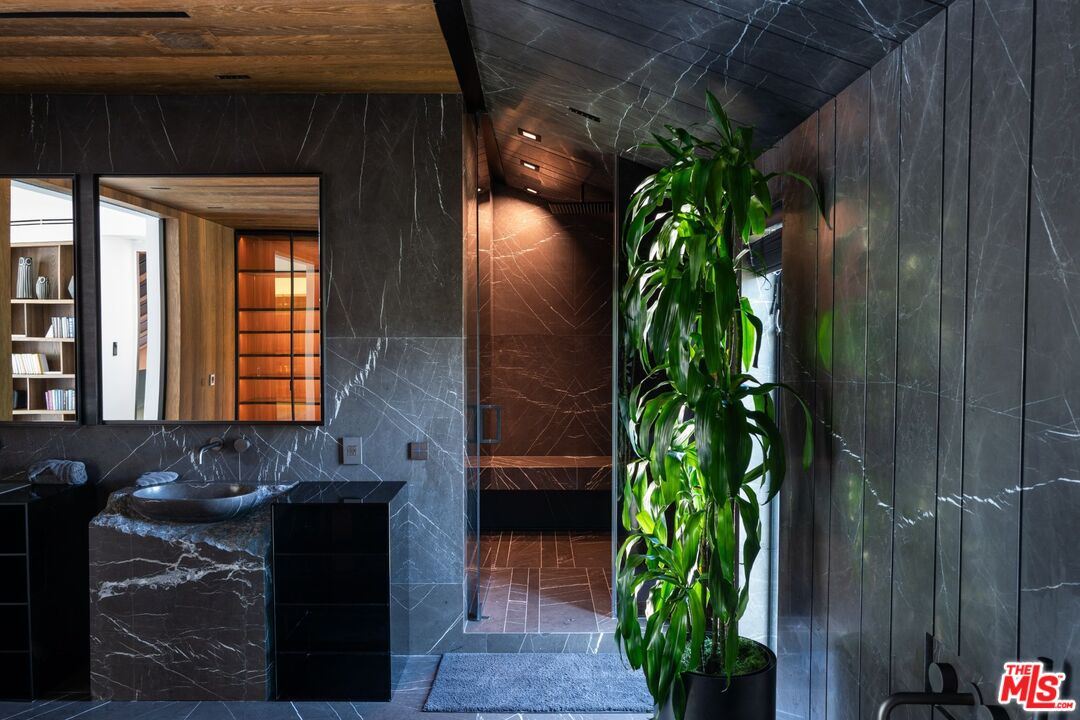 24350 Bridle Trail Road Hidden Hills, CA 91302 - Photo 10 of 23 a view of entryway