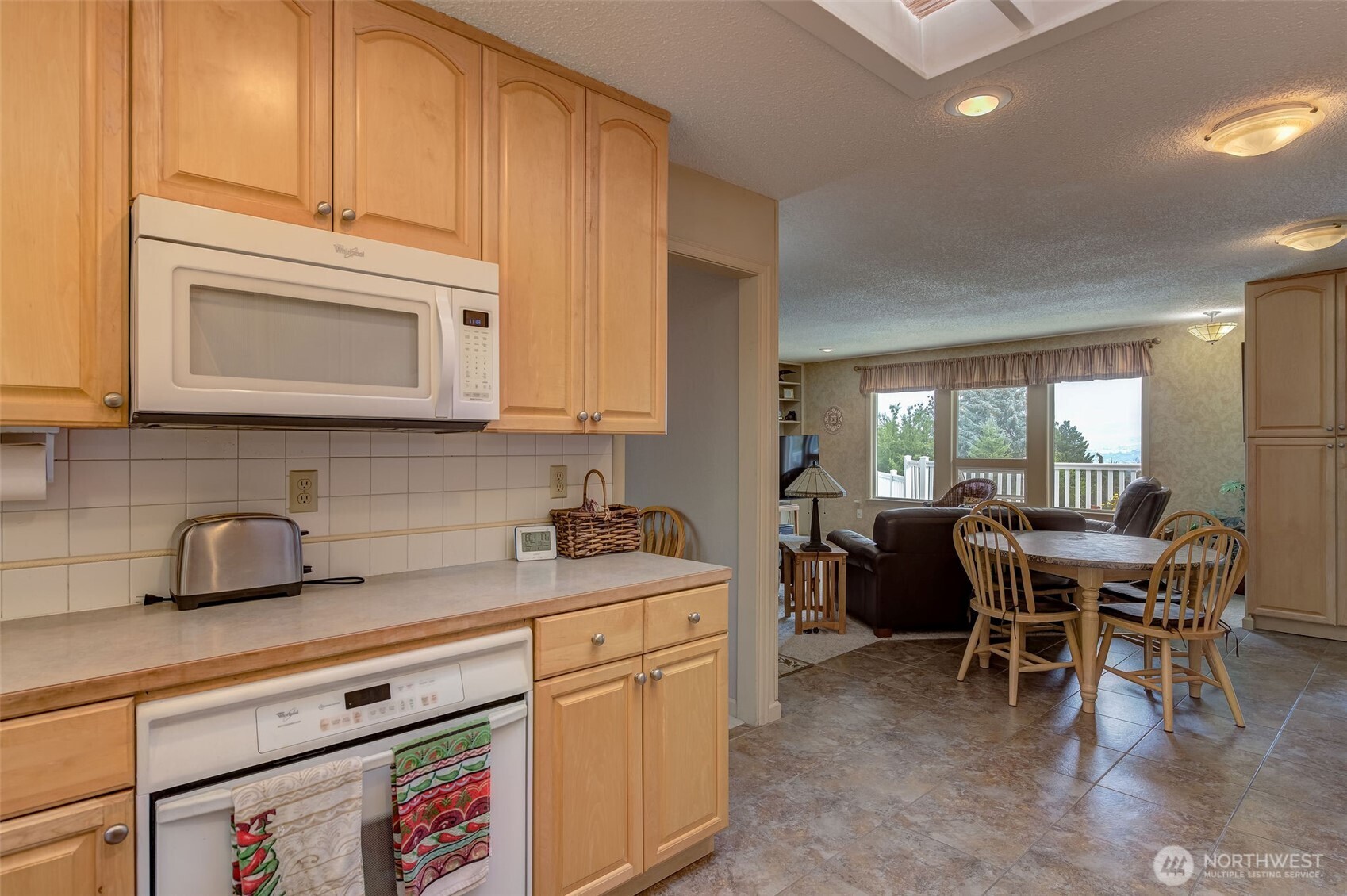 409 Austin Avenue Wenatchee, WA 98801 - Photo 16 of 40