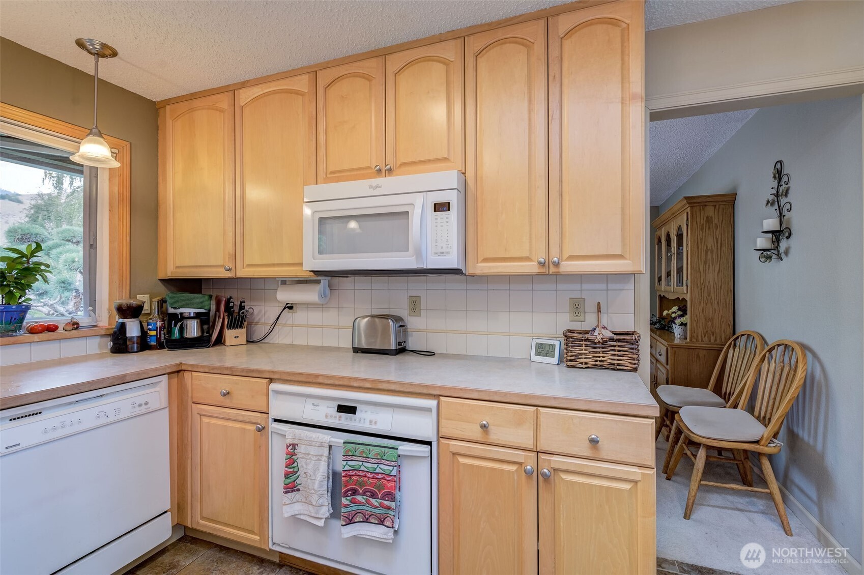 409 Austin Avenue Wenatchee, WA 98801 - Photo 17 of 40