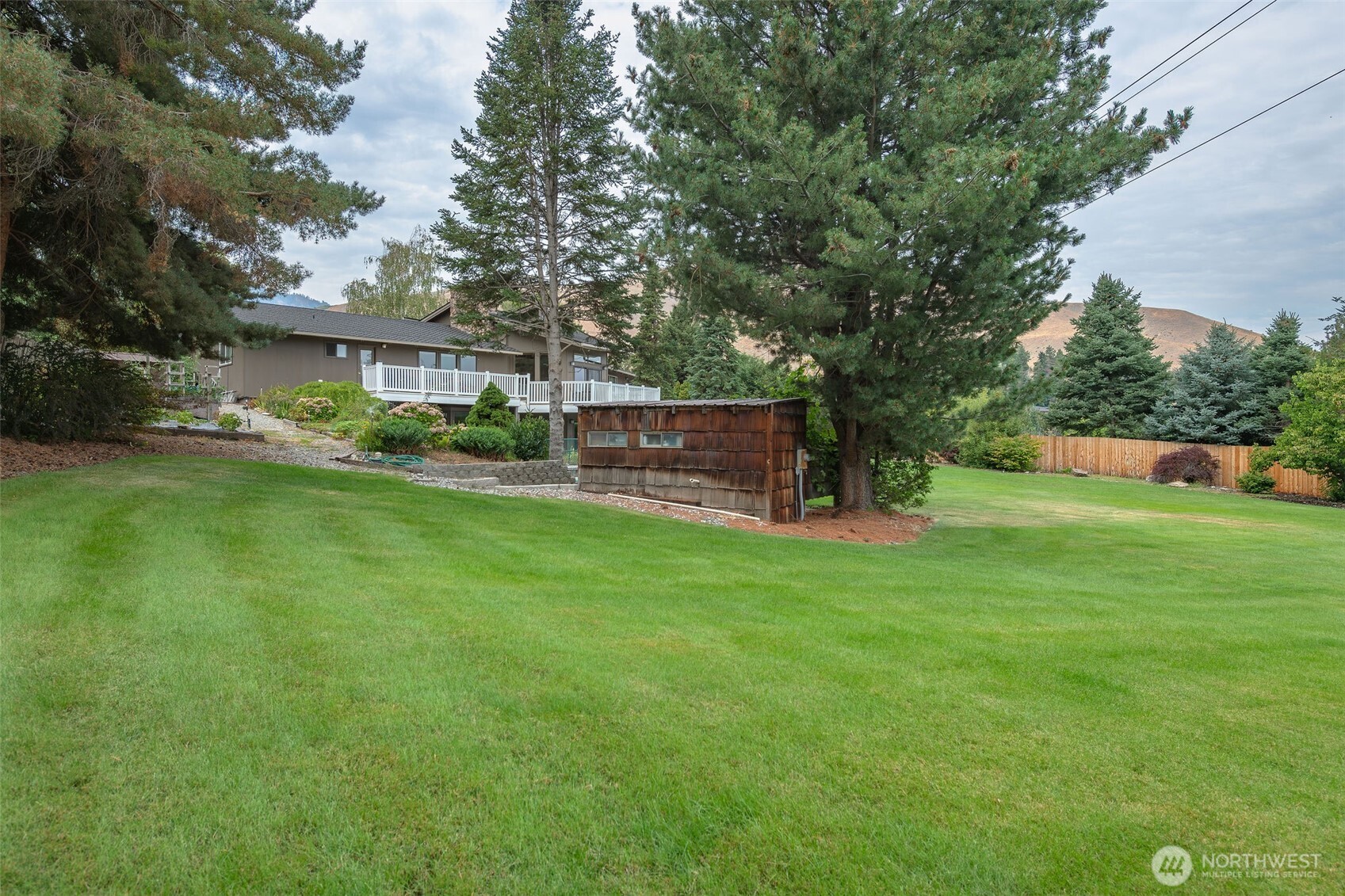 409 Austin Avenue Wenatchee, WA 98801 - Photo 38 of 40