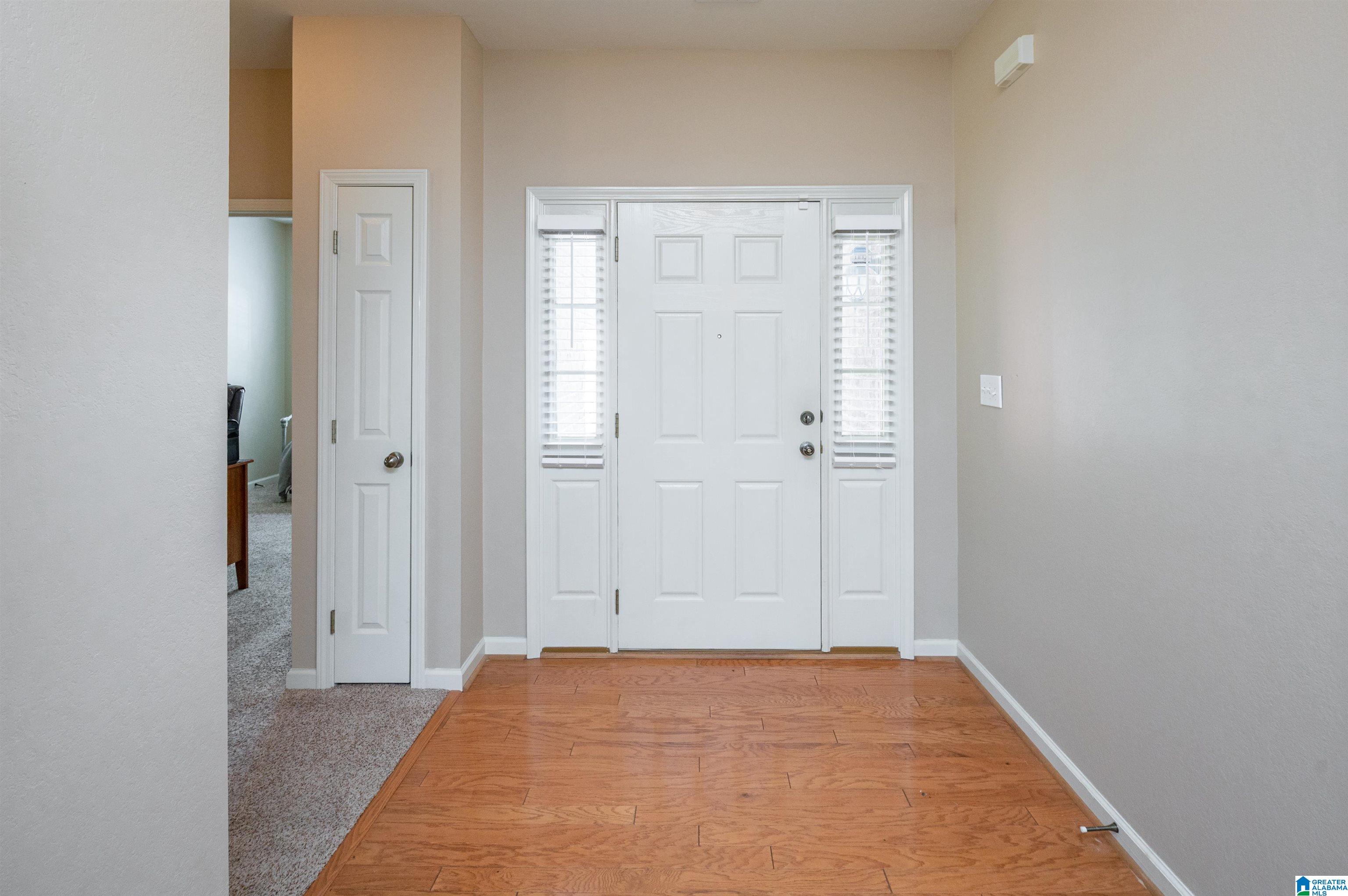 304 Cove Circle Pelham, AL 35124 - Photo 4 of 46