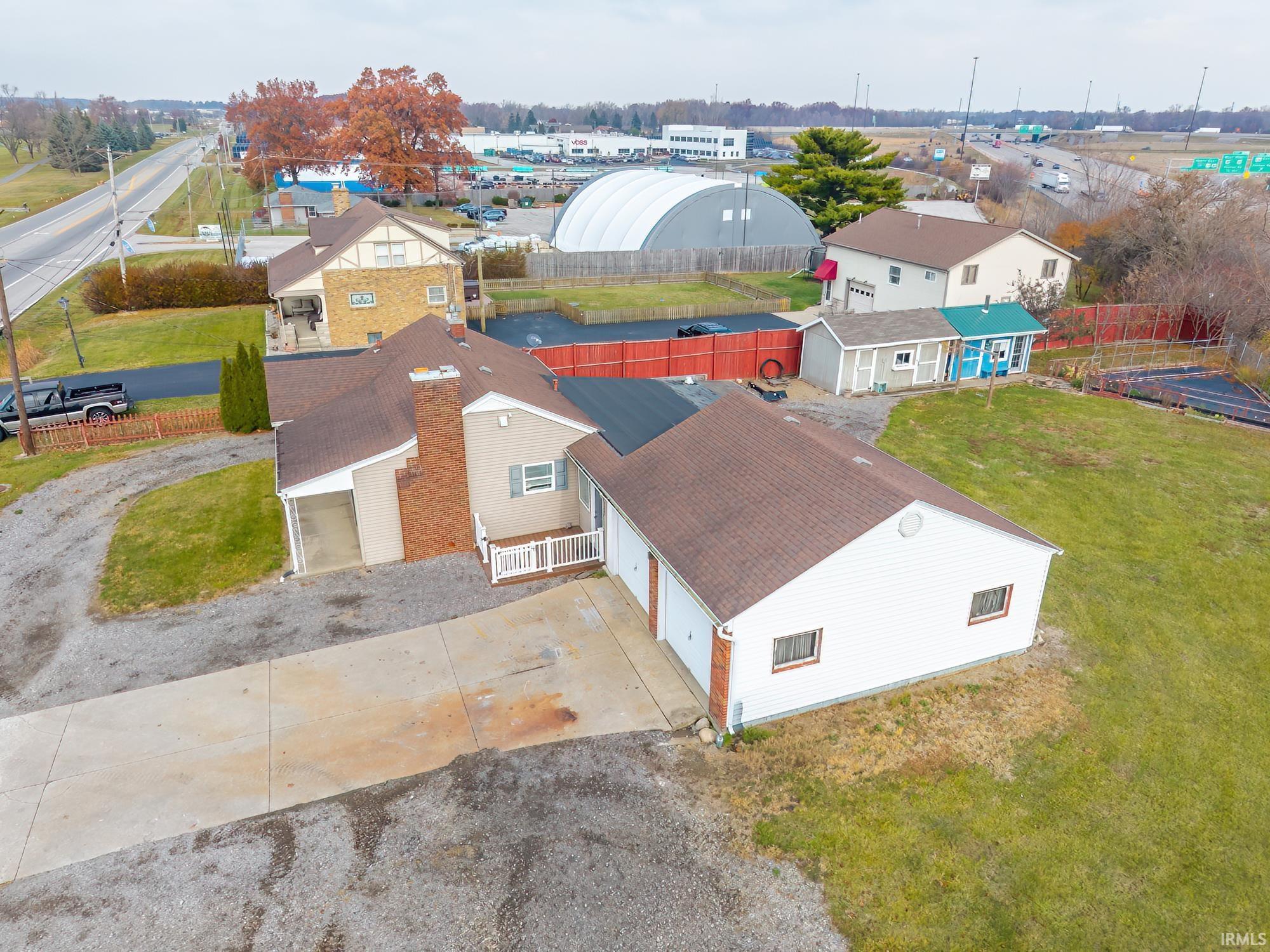 4422 Hillegas Road Fort Wayne, IN 46818 - Photo 3 of 11