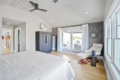 $1,895,000 | 68 Foster Avenue, Unit 9, Hampton Bays, NY 11946