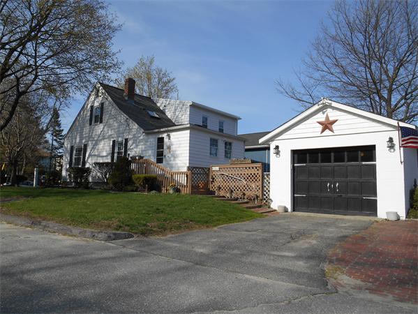 80 Kenberma Road Worcester, MA 01604 - Photo 4 of 28 Gallery Image 4
