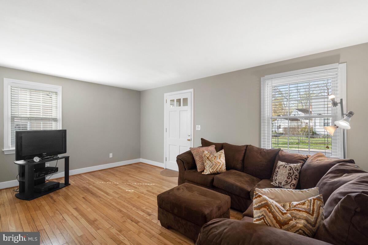 2607 Terrapin Road Silver Spring, MD 20906 - Photo 8 of 52