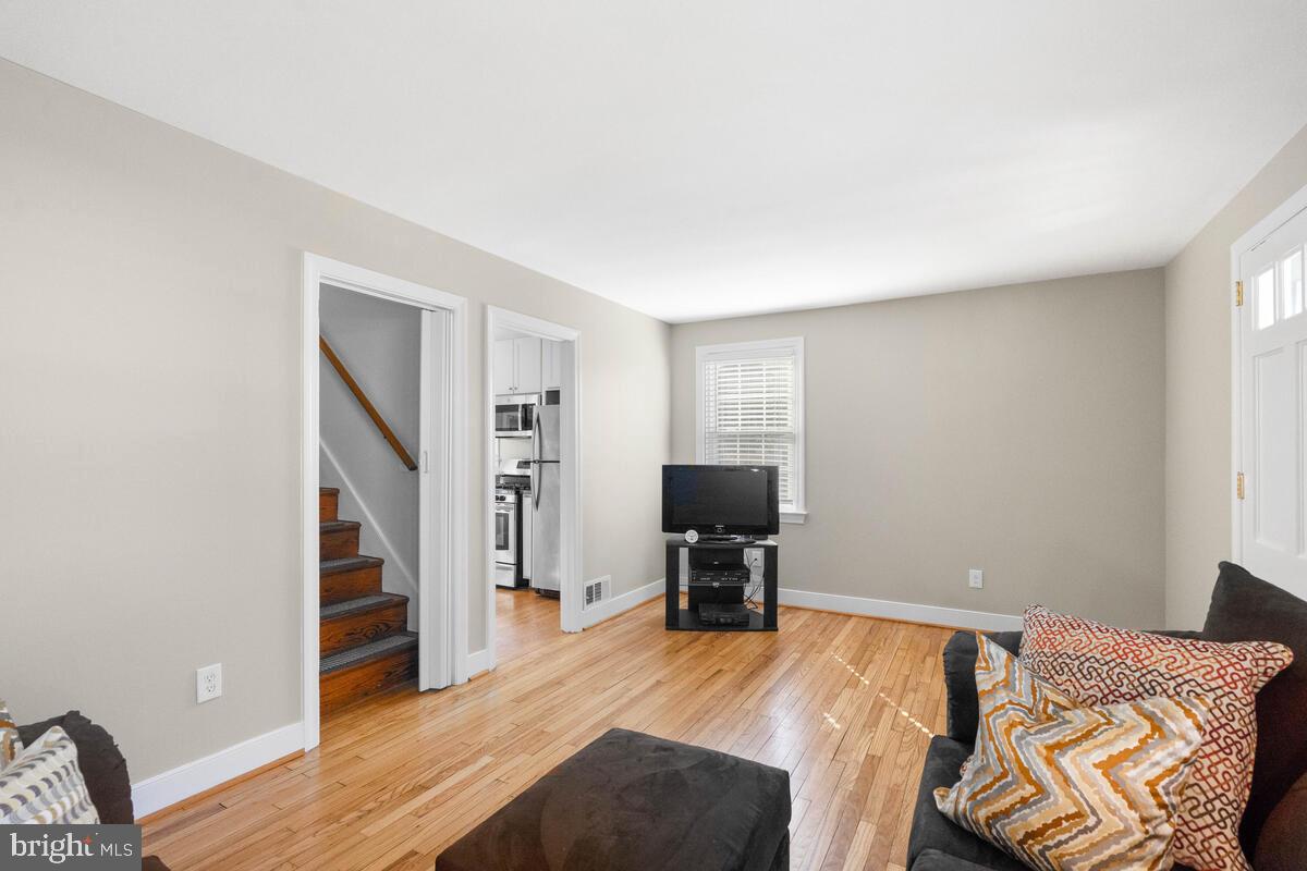 2607 Terrapin Road Silver Spring, MD 20906 - Photo 9 of 52