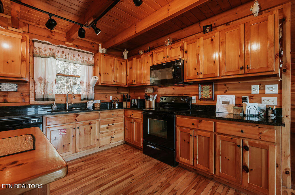 769 Cartertown Road Gatlinburg, TN 37738 - Photo 24 of 54 ET5A5616