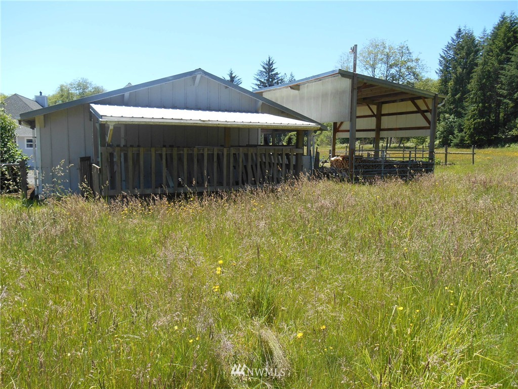 1063 Elochoman Valley Road Cathlamet, WA 98612 - Photo 22 of 25 Gallery Image 22